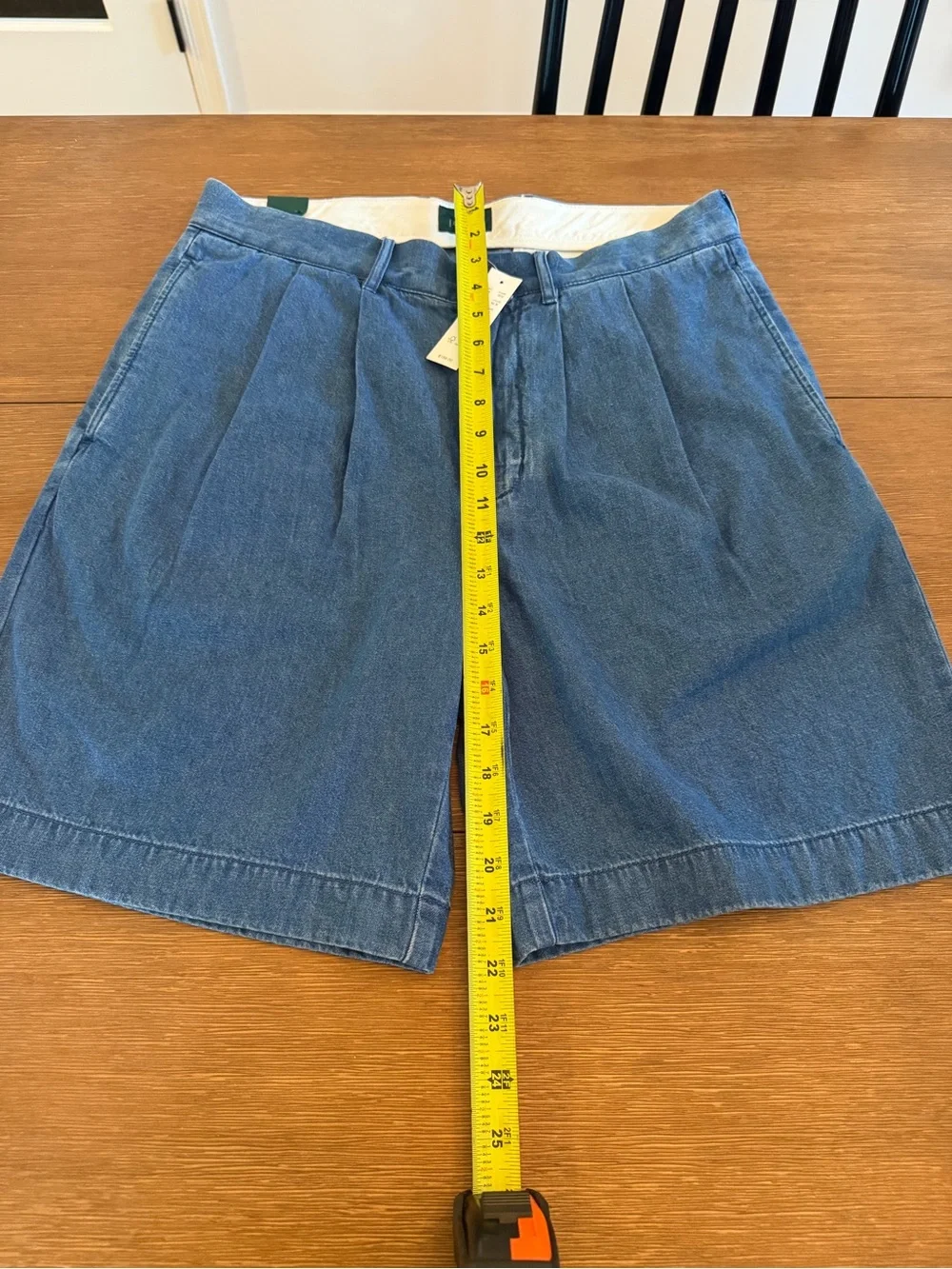 J.Crew Men’s Relaxed Pleated Chambray Shorts Nineties Wash Size 31 NWT